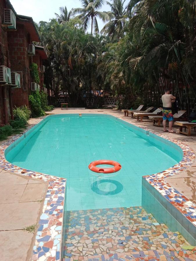 Sea Breeze Inn, Calangute Goa Экстерьер фото